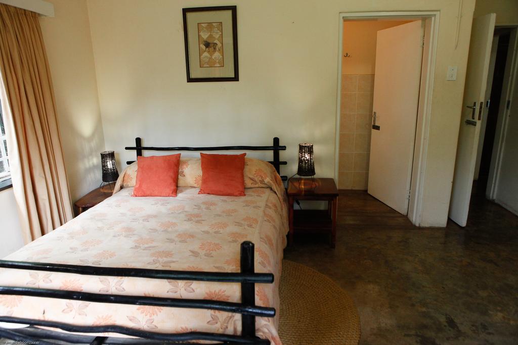 Down Gran'S Self-Catering Cottage Lobamba Buitenkant foto